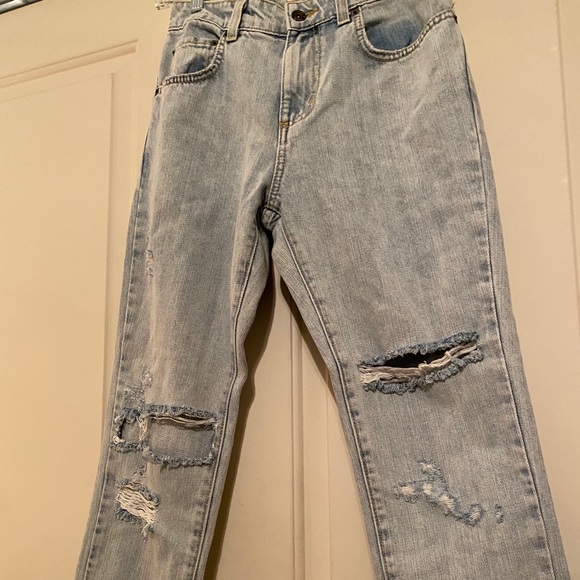 NWT LF Carmar Distressed Mid-Rise Jeans Size 24 - Picture 2 of 8